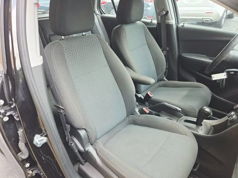 Used 2020 Chevrolet Trax LS FWD image 18
