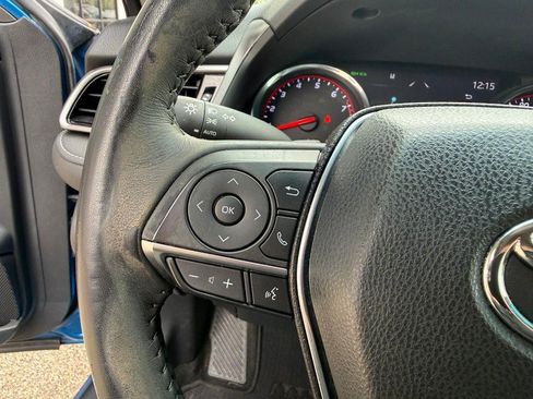 Used 2020 Toyota Camry XSE FWD image 20