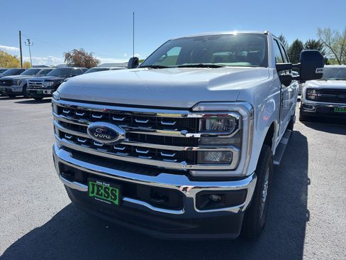 Certified 2025 Ford F350 Lariat w/ Camper Package AWD/4WD image 21