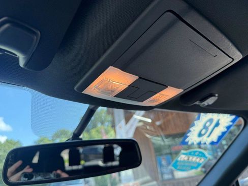 Used 2018 Ford Explorer Limited FWD image 22