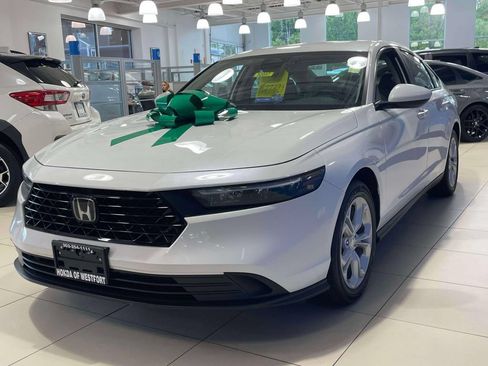 Certified 2024 Honda Accord LX image 3
