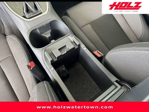 Used 2024 Subaru Outback Premium AWD/4WD image 20