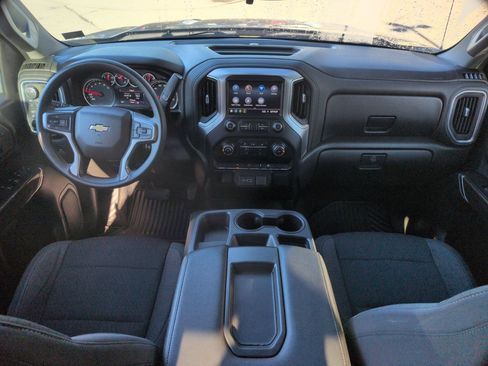 Used 2020 Chevrolet Silverado 1500 LT AWD/4WD image 9