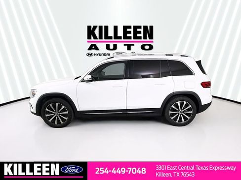 Used 2023 Mercedes-Benz GLB 250 image 4