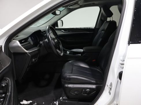 Used 2021 Jeep Grand Cherokee L Limited image 10