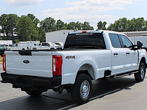 Used 2025 Ford F350 XL AWD/4WD image 5