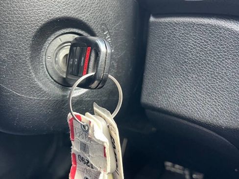 Used 2017 Honda Accord Sport image 19