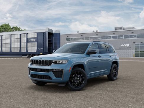 New 2026 Jeep Grand Cherokee Limited AWD/4WD image 1