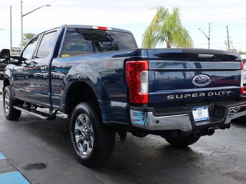 Used 2018 Ford F250 Lariat w/ Chrome Package image 3