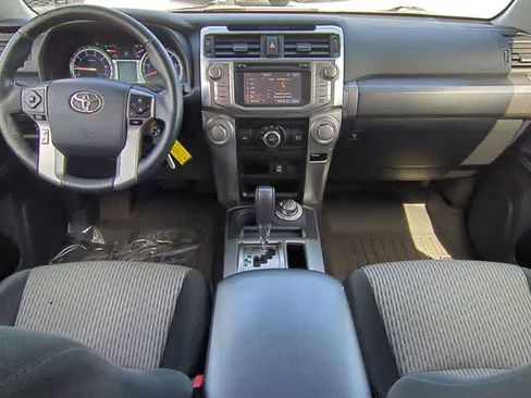 Used 2016 Toyota 4Runner SR5 AWD/4WD image 16
