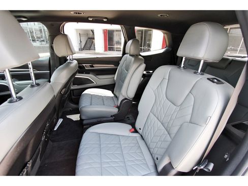 Certified 2023 Kia Telluride EX X-Line AWD/4WD image 15