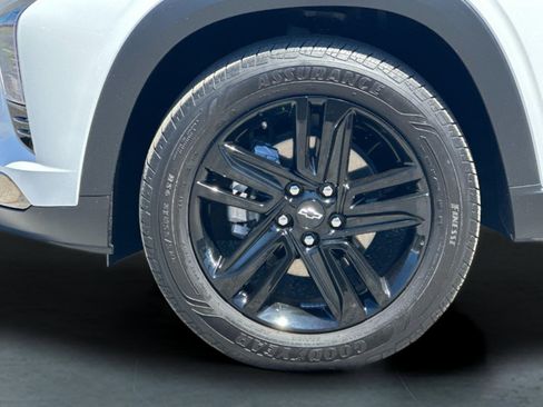 Used 2024 Chevrolet Trax ACTIV w/ Driver Confidence Package image 25