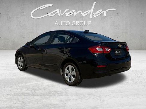 Used 2018 Chevrolet Cruze LS image 14