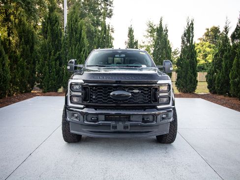 Used 2025 Ford F450 Platinum w/ Snow Plow Prep Package AWD/4WD image 3