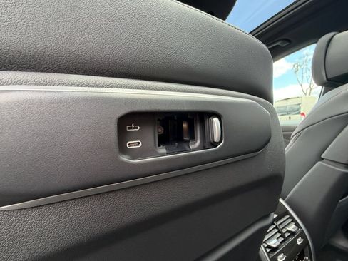 Used 2026 BMW X5 sDrive40i RWD image 37
