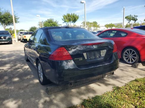 Used 2006 Honda Accord EX image 6