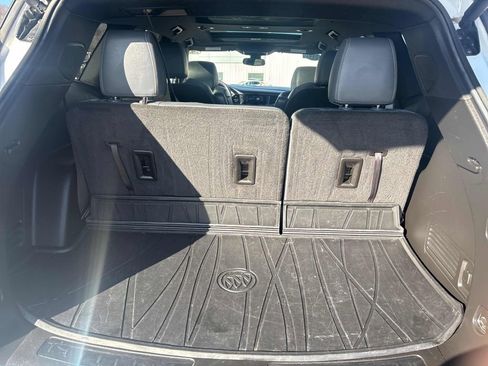 Used 2023 Buick Enclave Essence w/ Experience Buick Package AWD/4WD image 27