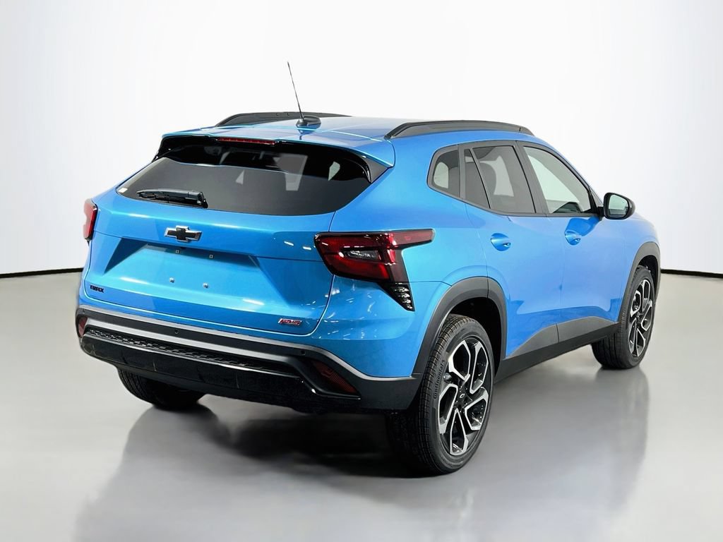 New 2026 Chevrolet Trax RS w/ Driver Confidence Package FWD image 5
