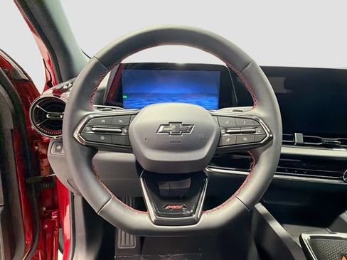 New 2027 Chevrolet Equinox RS AWD/4WD image 9