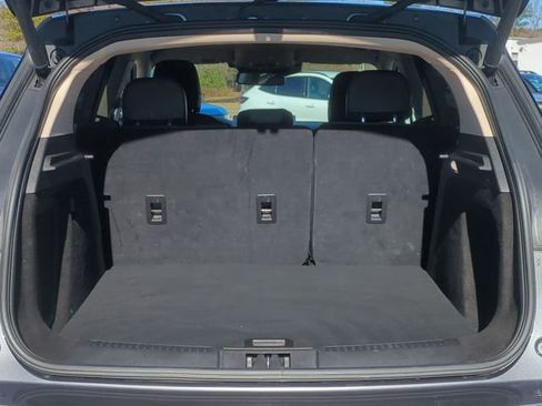 Used 2023 Lincoln Corsair Standard image 32