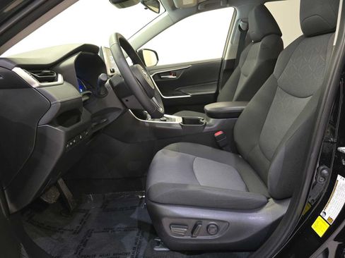 Certified 2025 Toyota RAV4 XLE w/ Convenience Package AWD/4WD image 21