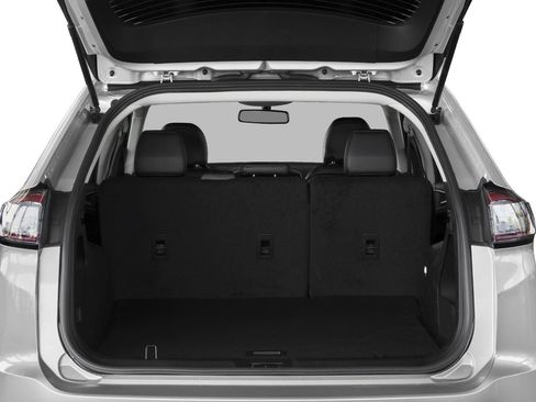 Used 2016 Ford Edge Titanium w/ Equipment Group 301A image 7