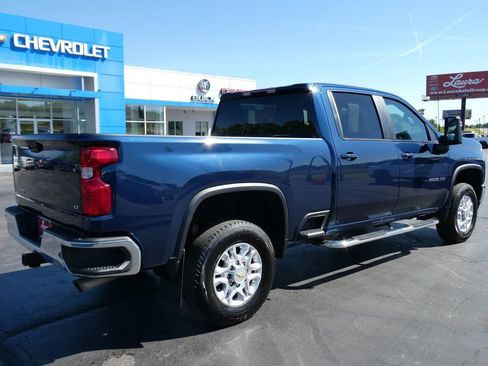 Certified 2022 Chevrolet Silverado 2500 LT w/ Convenience Package AWD/4WD image 5