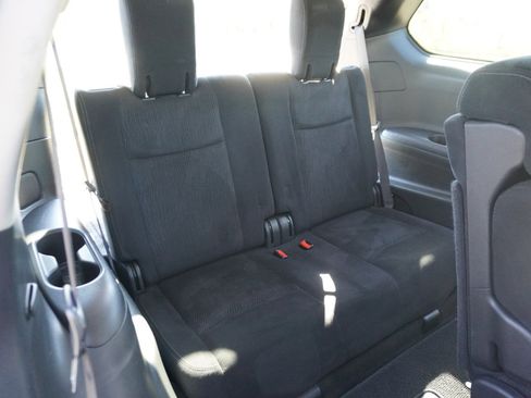 Used 2013 Nissan Pathfinder SV image 28