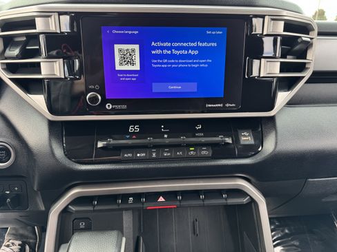 Used 2022 Toyota Tundra SR5 w/ SR5 Convenience Package image 22