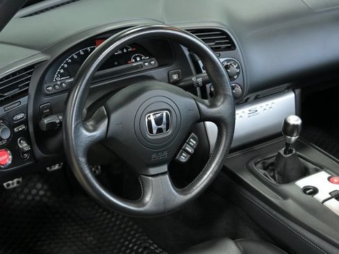 Used 2005 Honda S2000 image 27