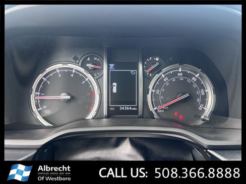 Used 2021 Toyota 4Runner Venture w/ Moonroof Package AWD/4WD image 27