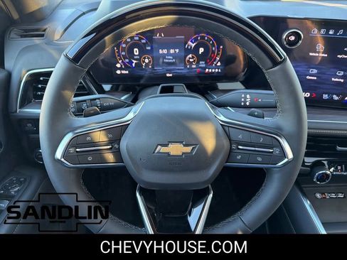 New 2026 Chevrolet Suburban Premier RWD image 27