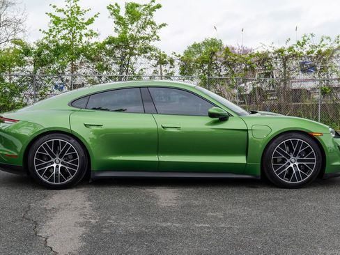 Used 2023 Porsche Taycan w/ Premium Package RWD image 10