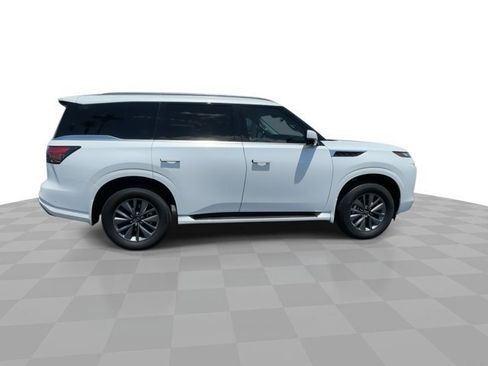 Used 2025 INFINITI QX80 Pure RWD image 9