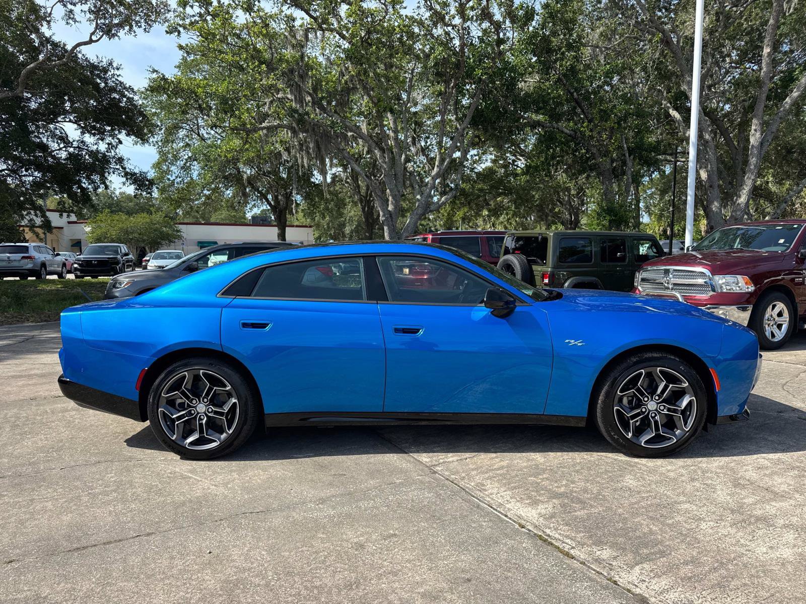 New 2026 Dodge Charger R/T AWD/4WD image 2