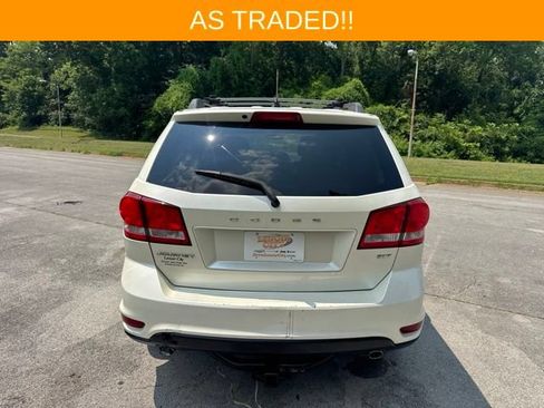 Used 2012 Dodge Journey SXT w/ Popular Equipment Group FWD image 6