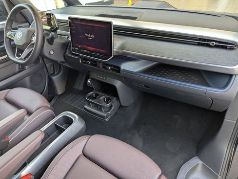 New 2025 Volkswagen ID. Buzz 1st Edition RWD image 22