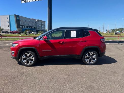 Used 2019 Jeep Compass Limited image 2