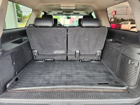 Used 2011 Chevrolet Suburban LTZ AWD/4WD image 15