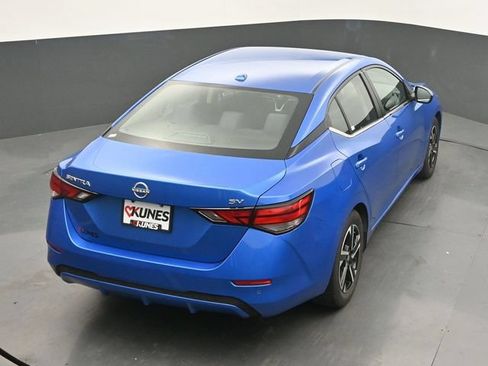 Used 2024 Nissan Sentra SV FWD image 12