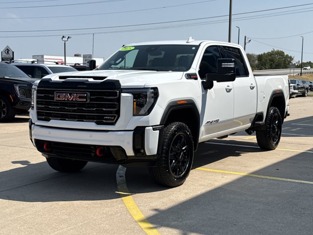 Used 2025 GMC Sierra 2500 AT4 AWD/4WD image 14