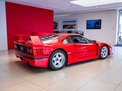 Used 1990 Ferrari F40 image 6