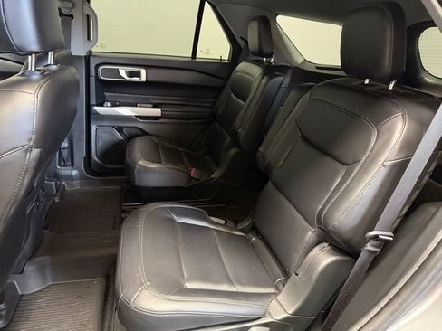 Used 2023 Ford Explorer XLT w/ Equipment Group 202A image 17