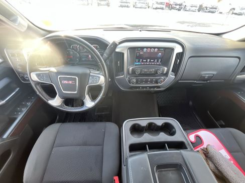 Certified 2018 GMC Sierra 2500 SLE w/ Snow Plow Prep Package image 20