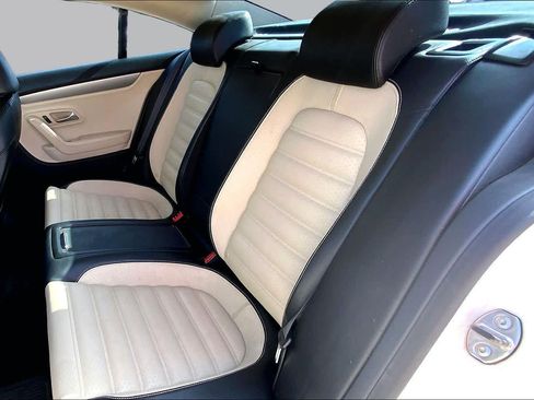 Used 2012 Volkswagen CC Sport FWD image 19