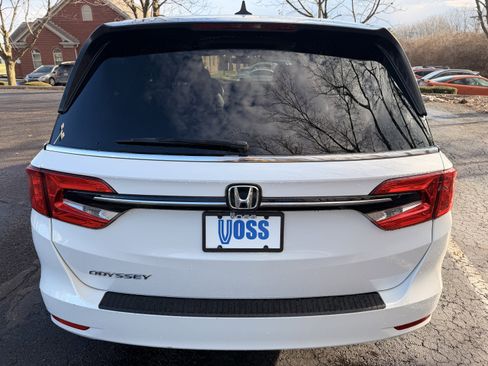 Certified 2023 Honda Odyssey EX-L image 4
