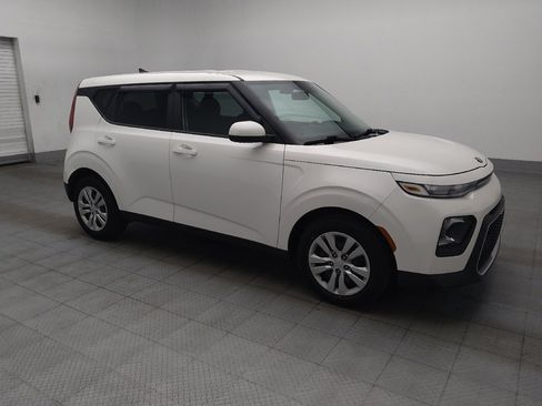 Used 2021 Kia Soul LX FWD image 11