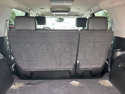 Used 2020 Chevrolet Suburban LT RWD image 34