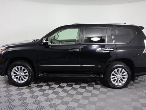 Used 2019 Lexus GX 460 Premium w/ Premium Package AWD/4WD image 5