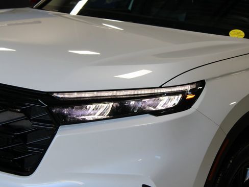 Used 2024 Honda CR-V Sport image 2